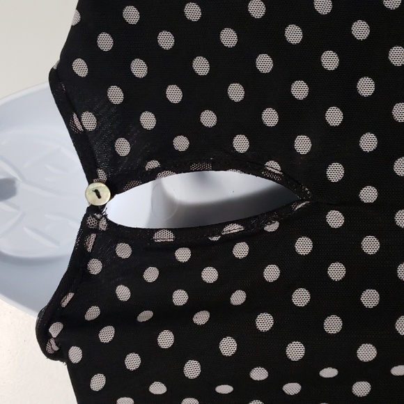 Kim & Cami Polka Dot Sleeveless Top - Picture 8 of 15